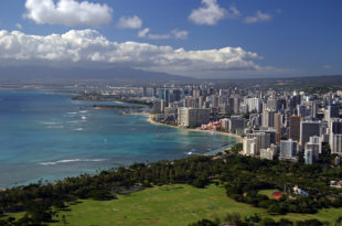 Diamond Head by the water